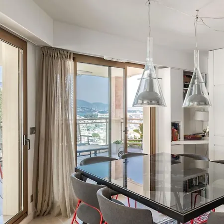 Monaco Sea View-hosted By Sweetstay *